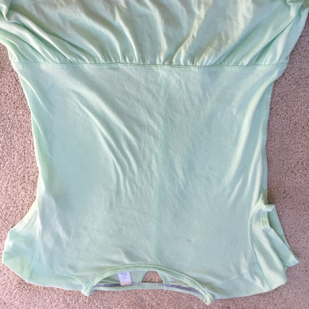 Ivivva shirt size 12